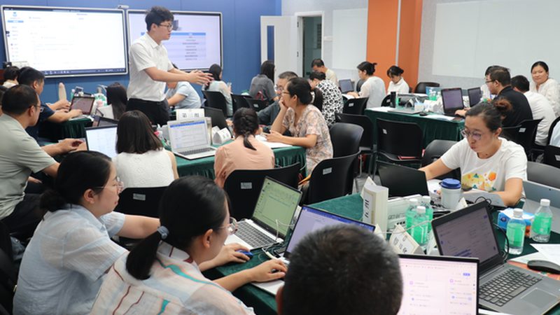 在线互动课堂平台：如何构建高效的学习环境