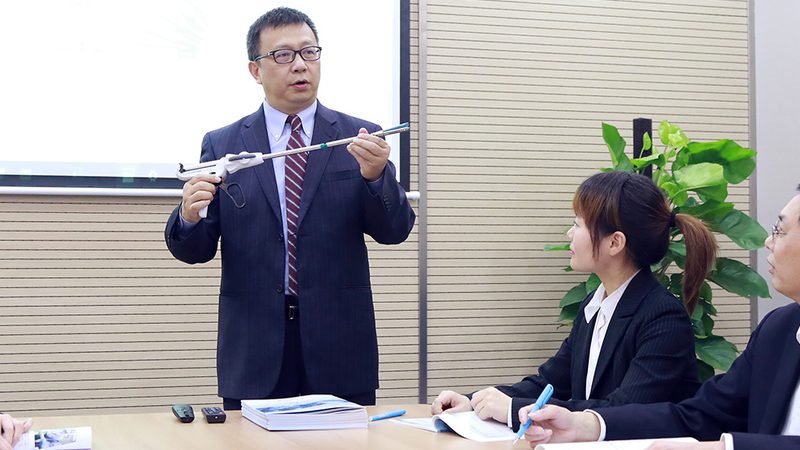 如何挑选上海舞蹈培训中心：揭秘关键要素与误区